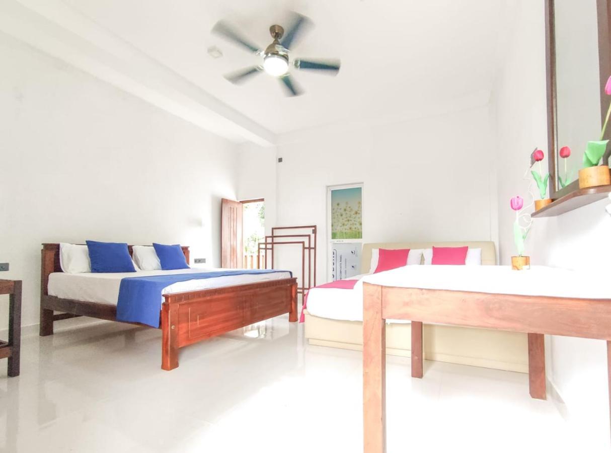 Sea Bay Inn Tangalle Buitenkant foto